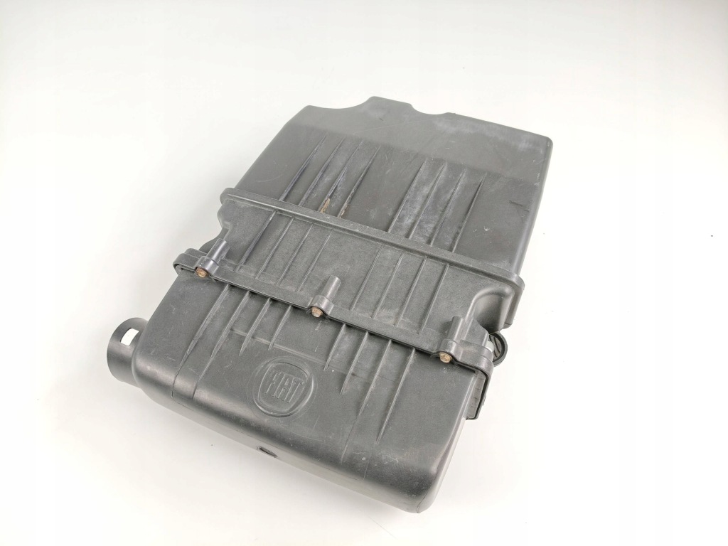 Купити Корпус фільтра повітря fiat grande punto 51773400