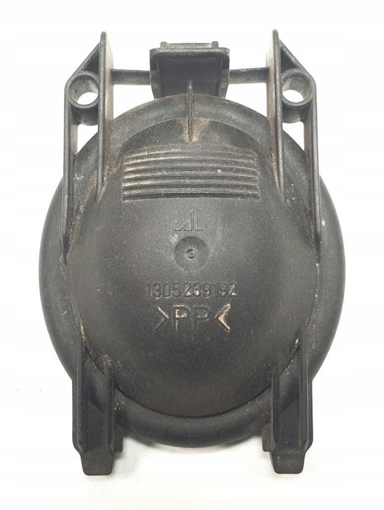 Купить Крышка защита лампы перед mercedes w169 1305239192