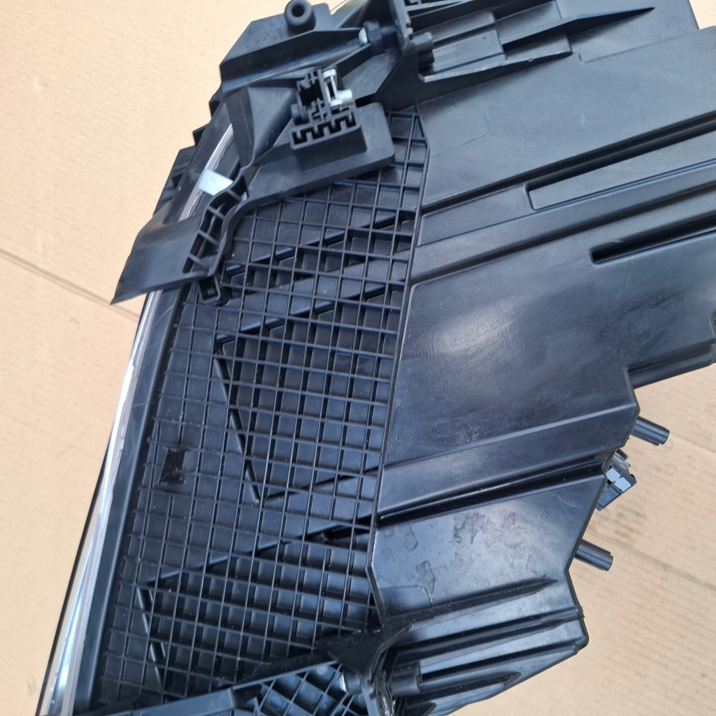 Лампа передняя левая адаптивный led bmw x5 f15 x6 f16 f85 f86 рестайлинг  lci 7442647 Доставка