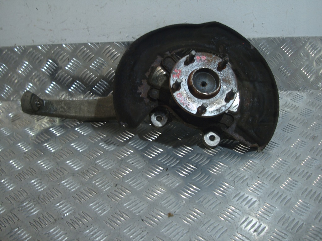 фото №1, Поворотний кулак правий перед lexus gs 450h poznań