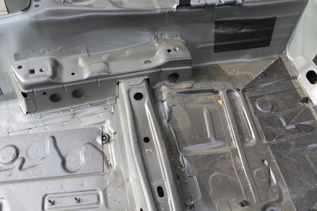 фото №9, Skoda octavia iv чверть задня права ліва дах