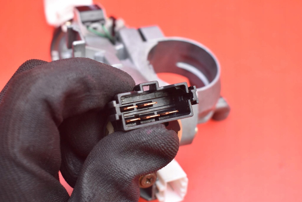 фото №8, Замок зажигания ключ mitsubishi grandis 2.0 di-d 134 km 03-11