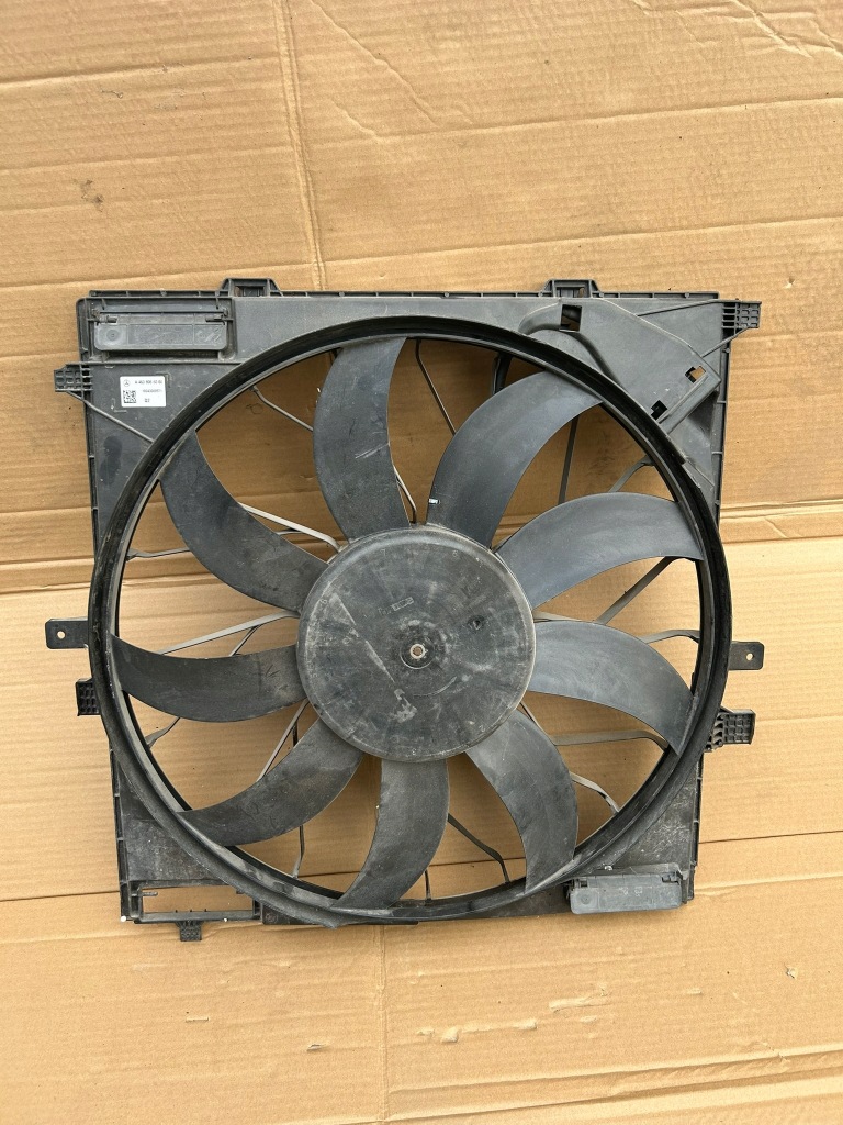 Купити Вентилятор mercedes w463 g-klasa a4639066000