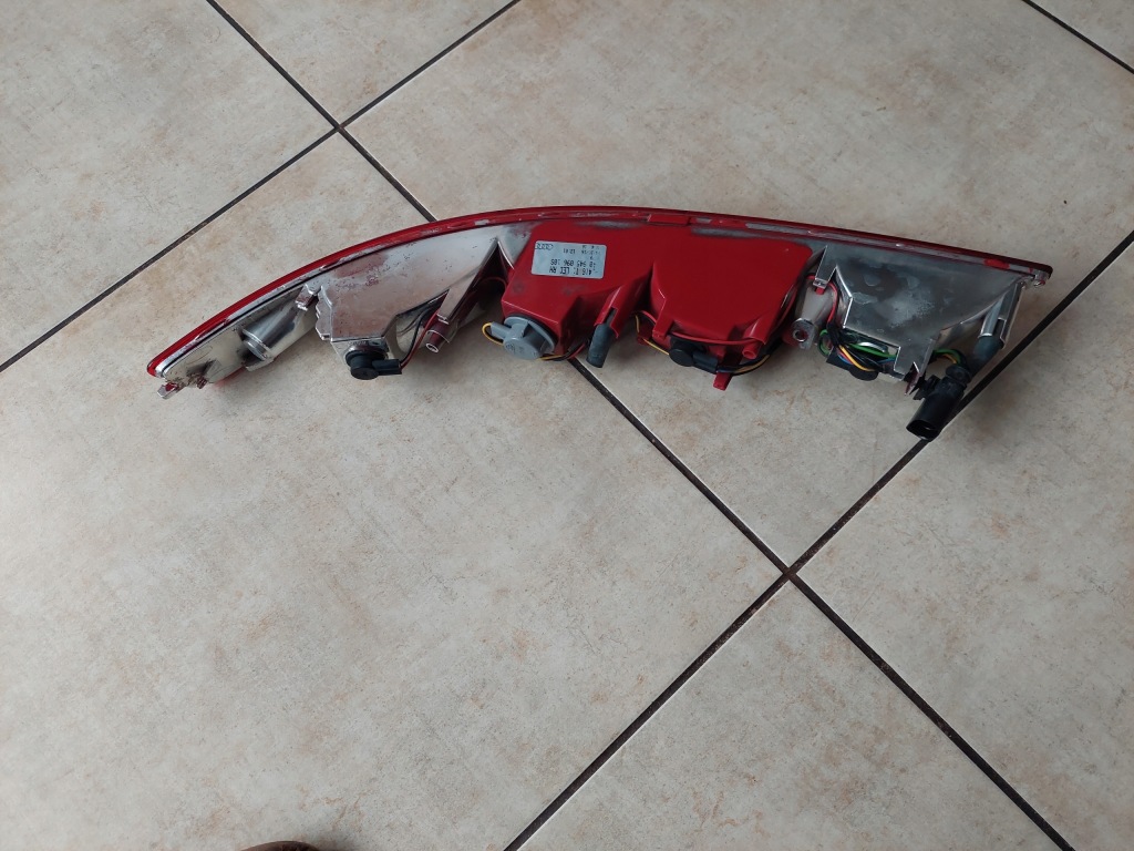 Лампа - правый задняя - нижняя w бампере - audi q5 - 8r0 Доставка