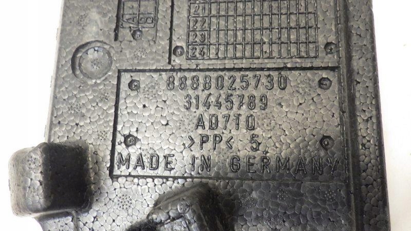 фото №6, Пенополистирол компрессор do накачивания колеса клей ушко вкладыш xc40 8888025730