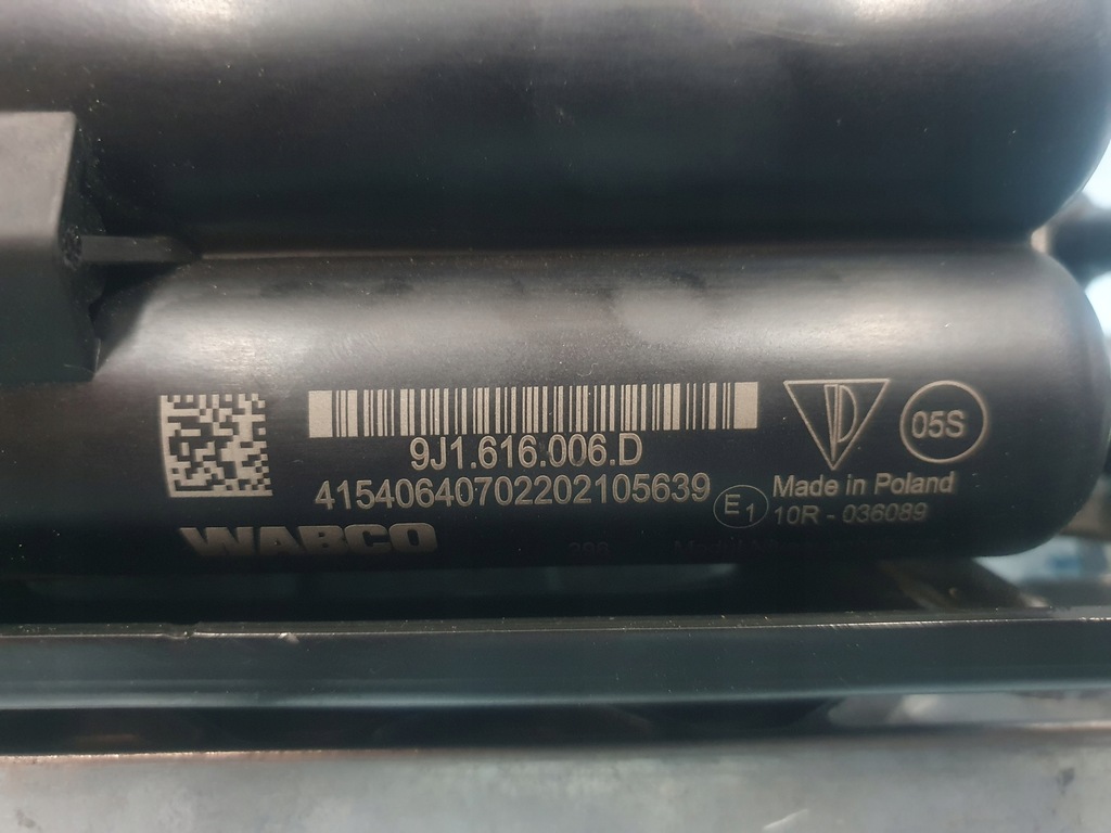 фото №5, Компрессор подвеска porsche taycan 9j1616006d