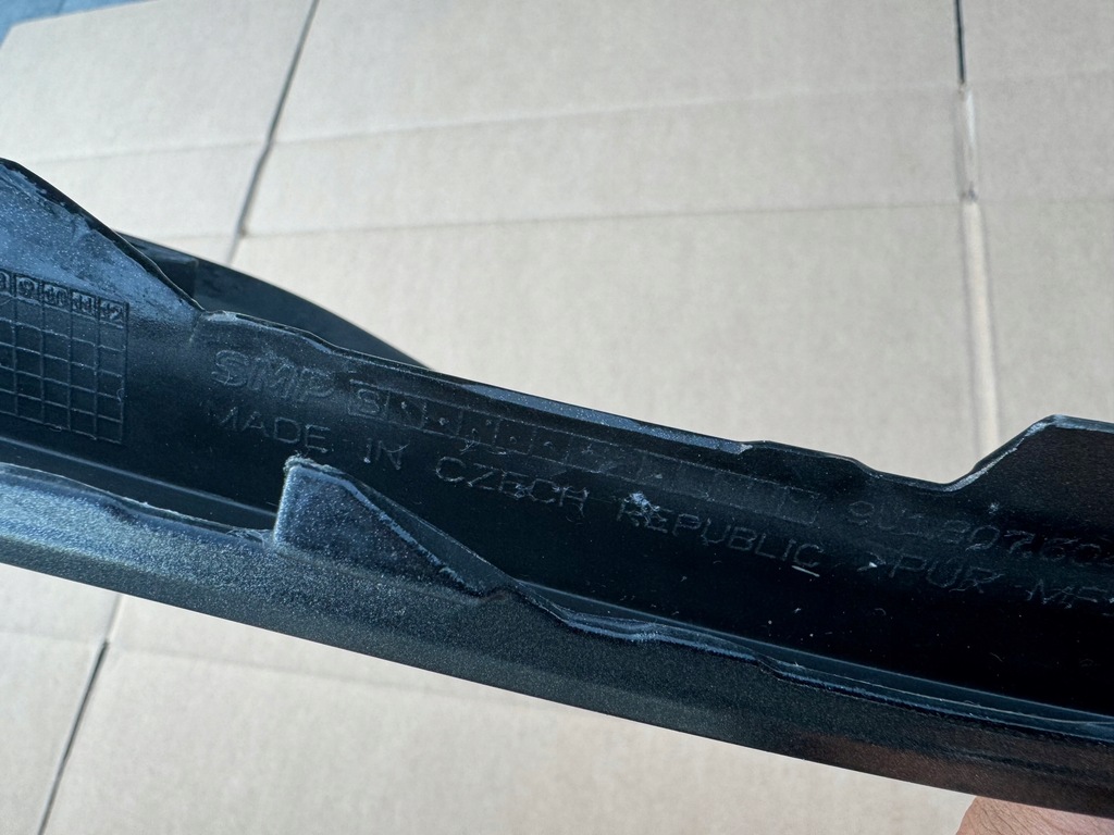 фото №9, Бампер спойлер накладка задняя правая porsche taycan 9j1 оригинал