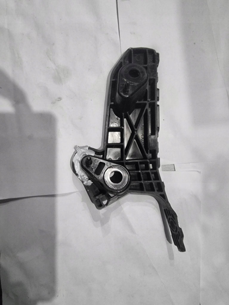 фото №1, Mazda 2 - направляющая бампера правый перед db5j500t4