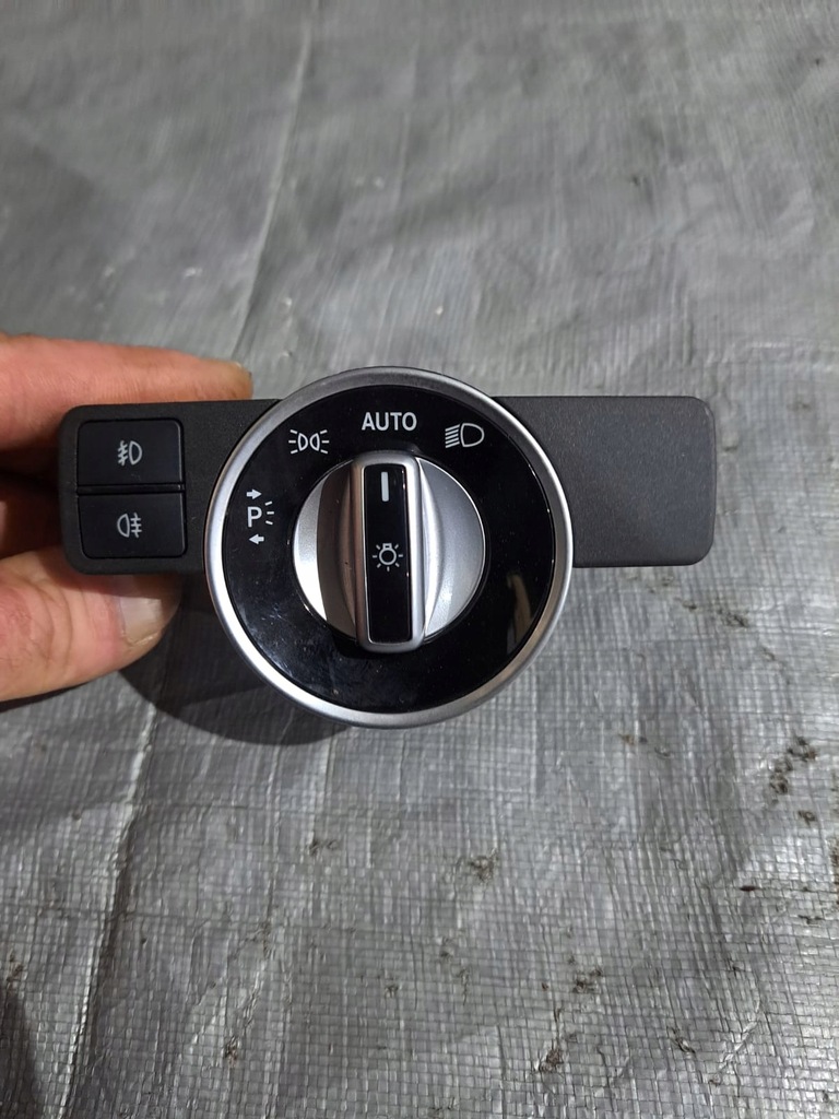 фото №1, Выключатель света infiniti qx30