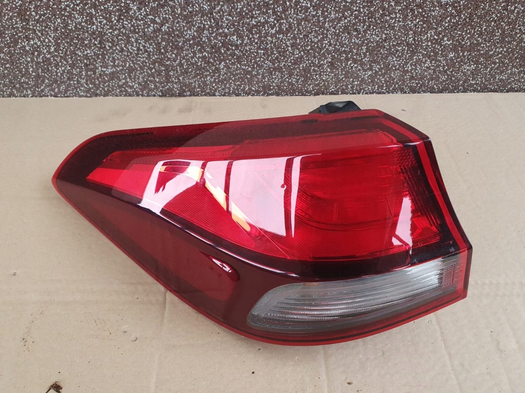 фото №1, Hyundai i30 iii kombi лампа задня ліва