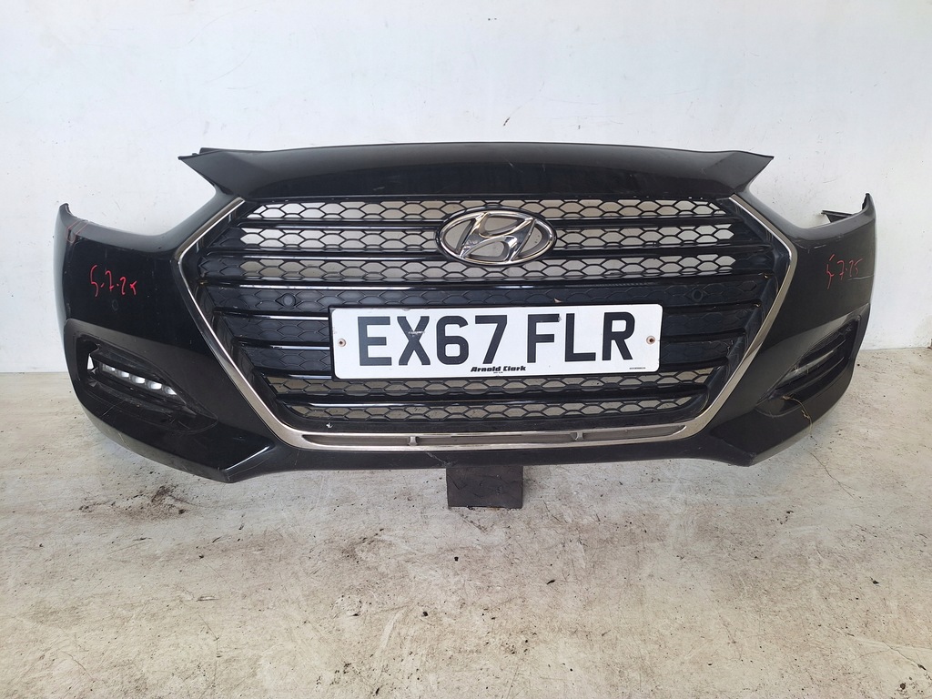 фото №1, Hyundai i40 lift 15- бампер + pdc + led