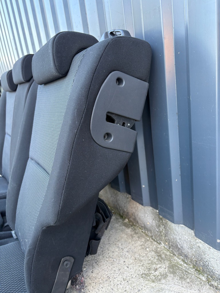 фото №13, Toyota auris i lift заднее сиденье задняя сиденья 09-12 5d europa