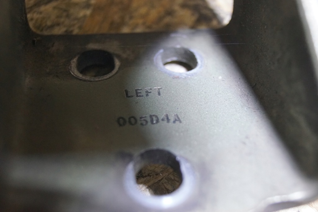 фото №9, Петля капот лівий hummer h2