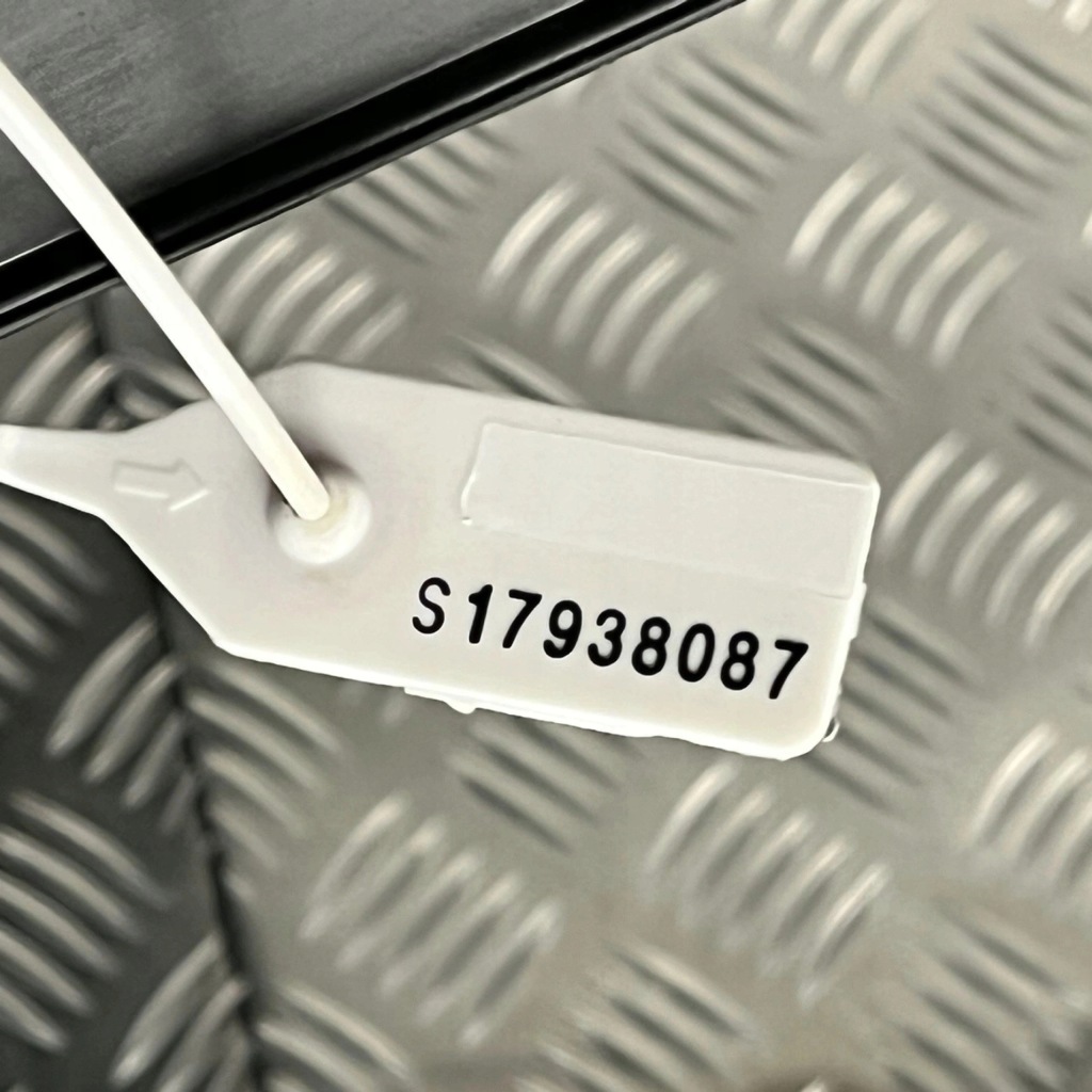 Подножка накладка порог порог правая  renault trafic 3 3 рестайлинг  iv 769534191r Оригинал