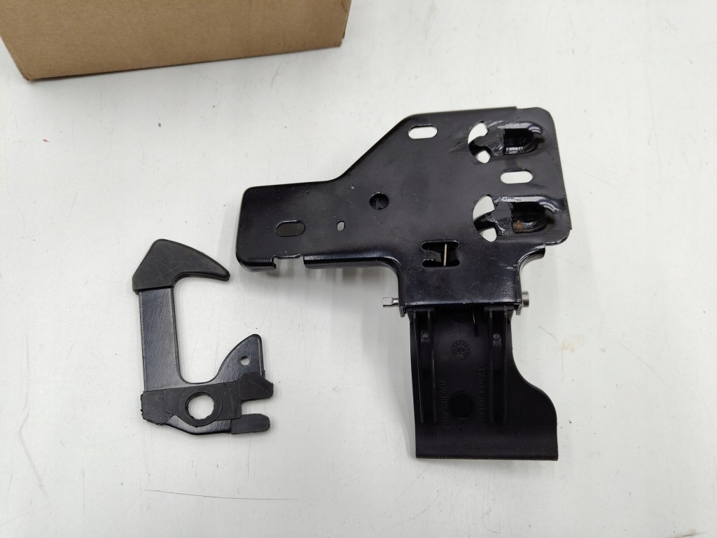 фото №1, Замок засов капот vw transporter v t5 7h0823480a