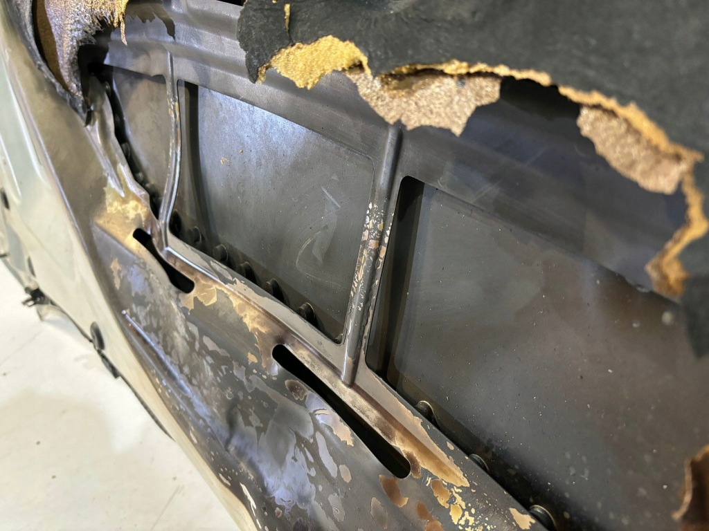 Bmw 5 f10 / f11 капот / крышка двигателя - 14174 Недорого