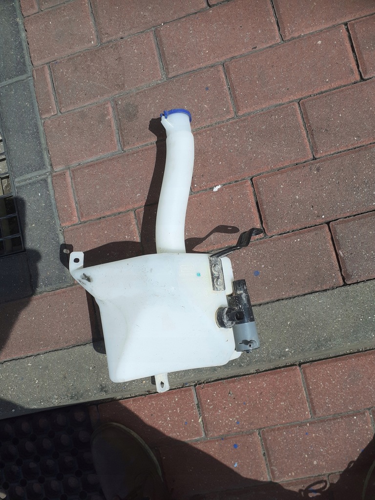 фото №1, Бак омыватель ford ranger 2012- ab3917613bc