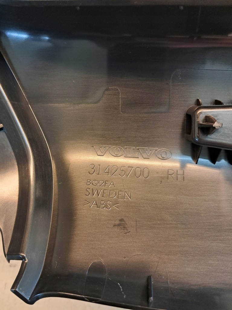 фото №5, Захист обшивка стійка правий задня volvo xc60 ii 31425700