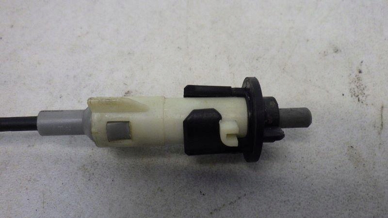 фото №5, Ручка трос открывания крышка заливной топлива toyota rav4 iii ручка крышка