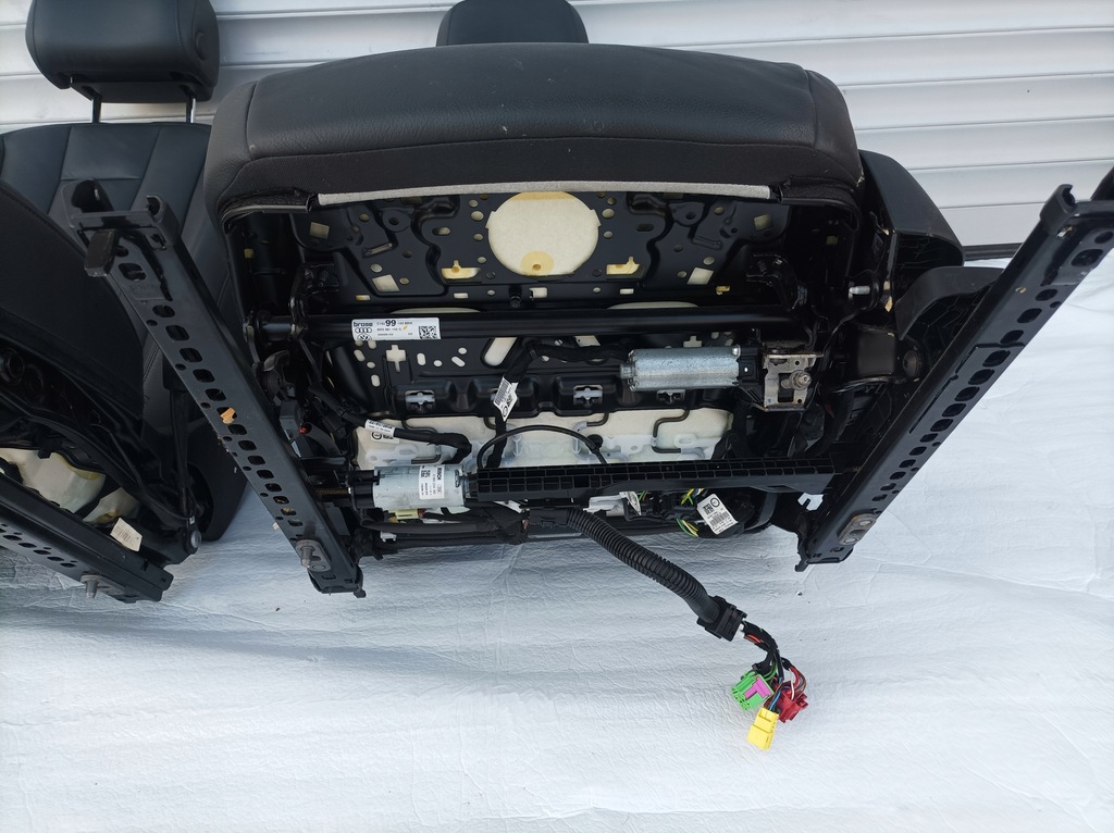 фото №12, Audi a4 b9 sedan сидіння блоки управління подушки безпеки комплект