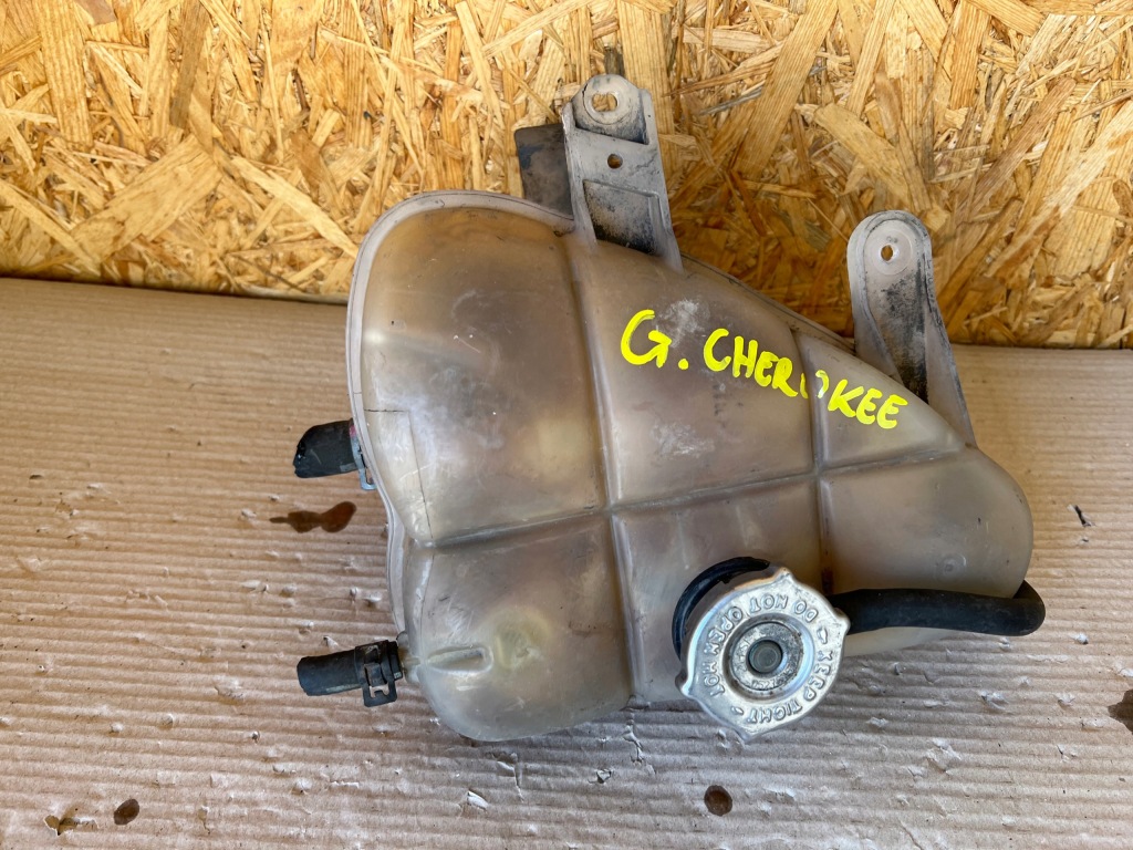 фото №1, Бачок расширительный grand cherokee wk2 lift