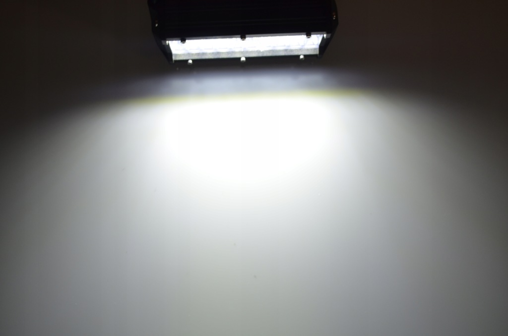 Фара рабочая противотуманная фара led 12-24v сервисная 3020lm с Разборки