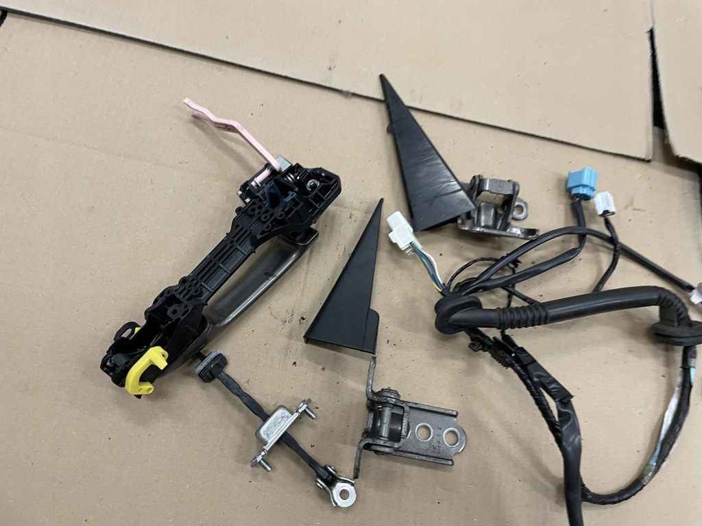 фото №8, Замок ручка трос дверь правый задняя sg001 subaru forester 4 iv sj 12-18r