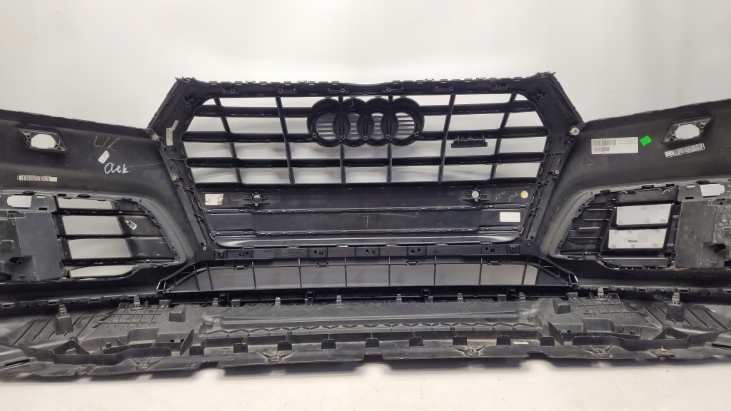 Купить Audi q5 80a 17r- s-line бампер перед передний оригинал