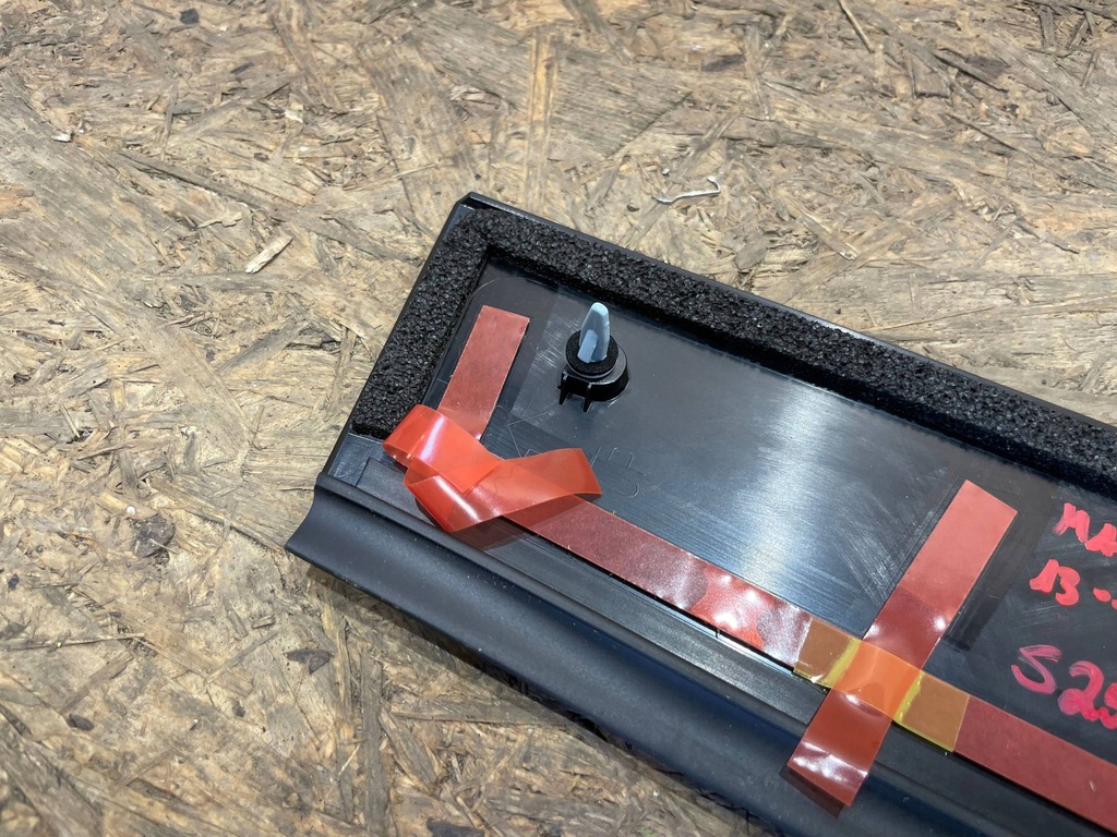 фото №6, Mazda 3 bm iii 13-18 молдинг верхний вертикальная дверь правое задняя задняя