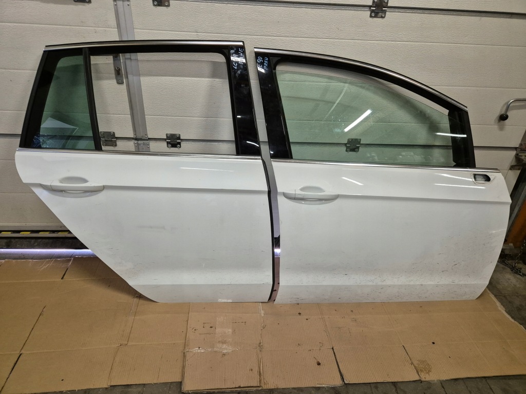 фото №1, Дверь задние vw golf sportsvan 2014-2018r цвет lc9a оригинал
