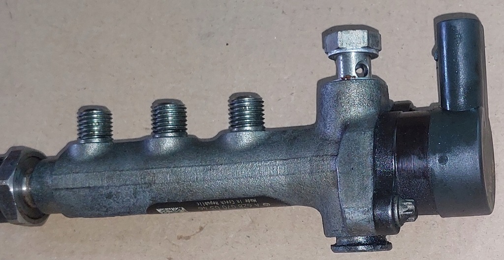 Mercedes w220 w163 w211 4.0 cdi молдинг упорскування a6280780249 a0041537528 Ціна