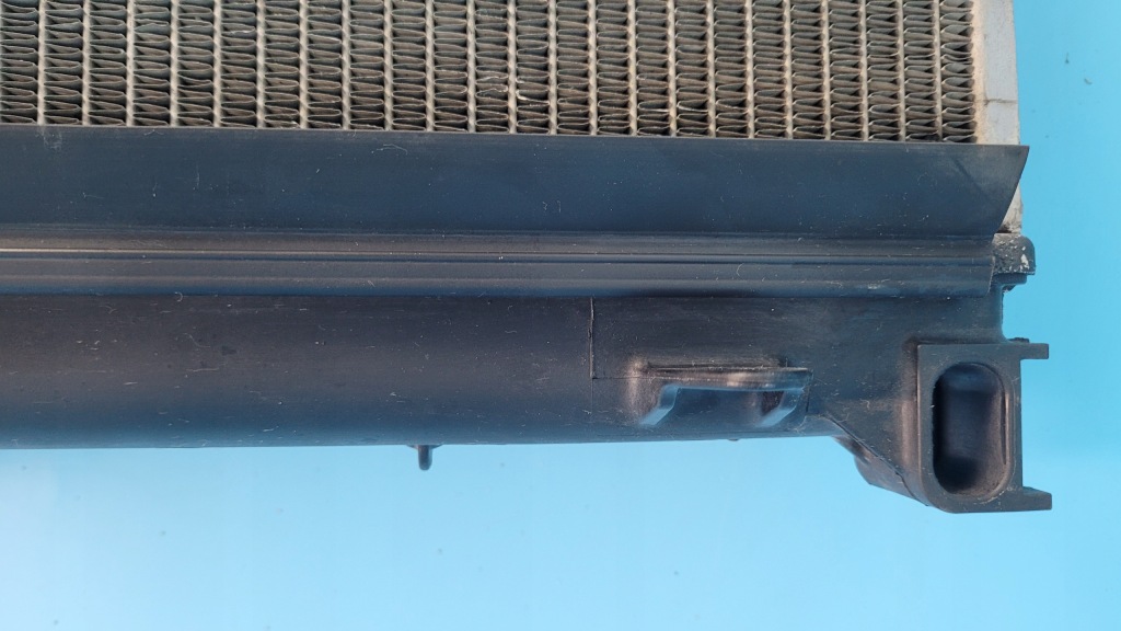 Dodge challenger sxt 19r радиатор воды m143308g 834031769a Недорого