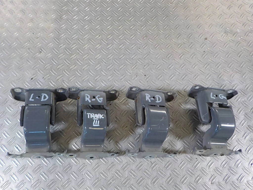 фото №1, Renault trafic iii 15- петлі задня задні комплект