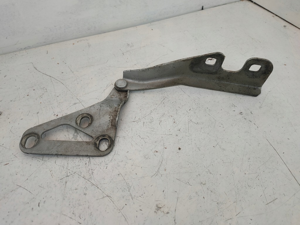 фото №1, Opel astra h iii петля капот 24435369