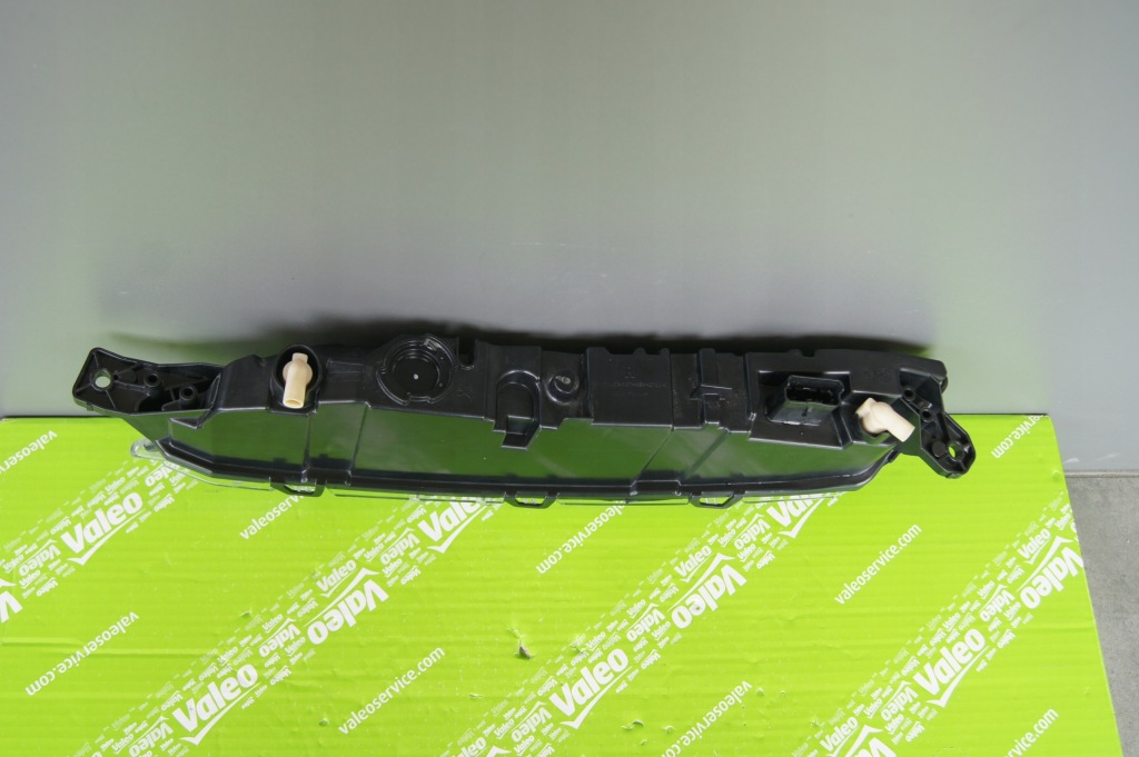 Drl citroen c4 picasso 2 рестайлинг  led чёрный правый идеальное состояние в Украине