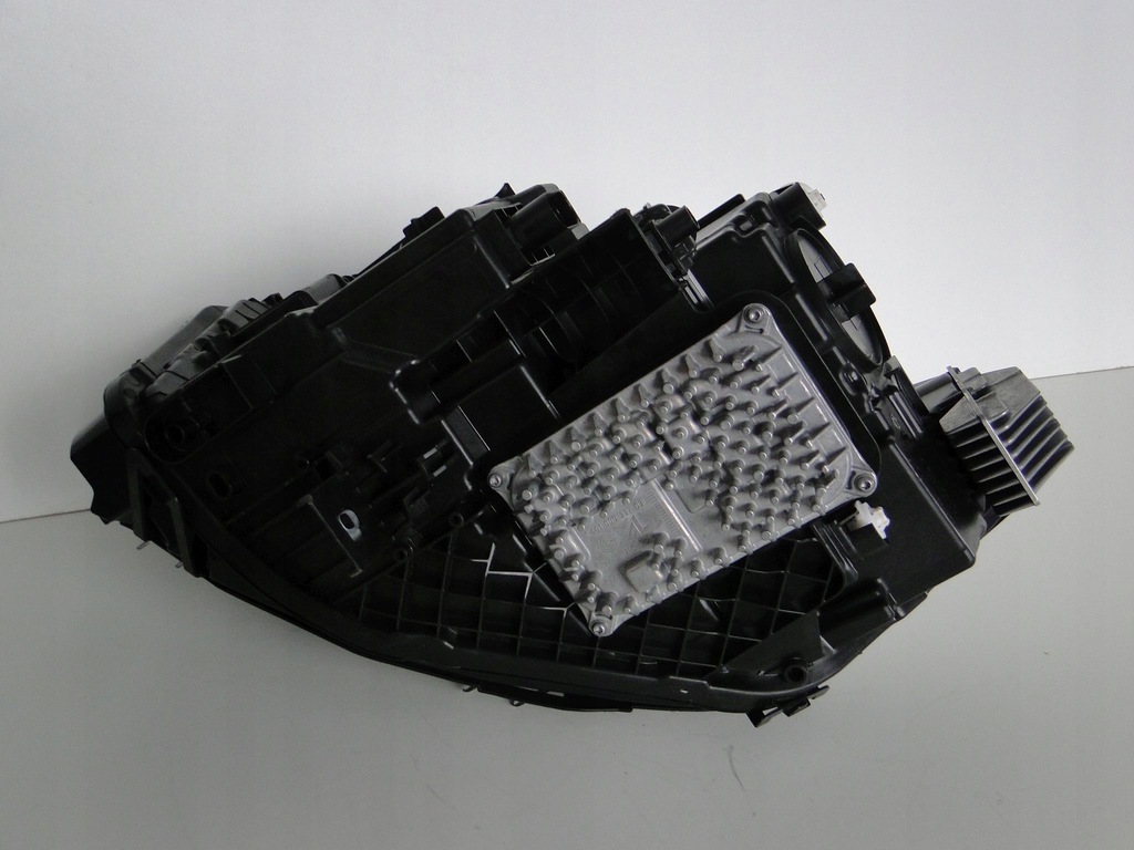 фото №12, Mercedes gla h247 лампа перед правая multibeam 247