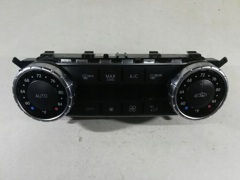фото №1, 2049004003 mercedes cls панель кондиціонера