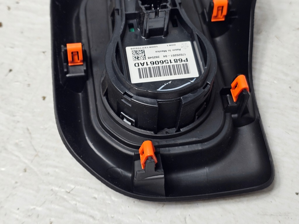 фото №10, Dodge ram v 19- панель переключатель света 68156061ad 6bk75trmab usa