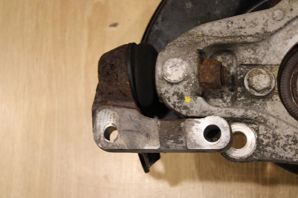 фото №3, Ступица поворотный кулак правый перед opel cascada astra j 2.0 cdti