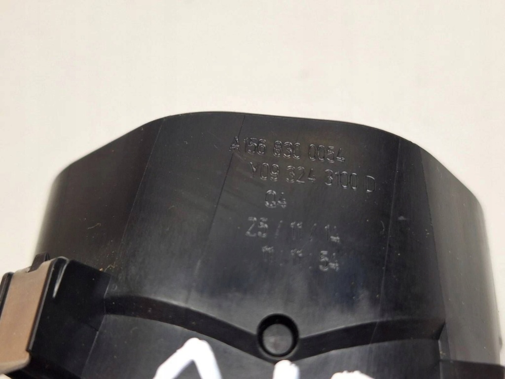 Решётка обдув панели приборной панели mercedes-benz gla w156 a1568300054 Недорого