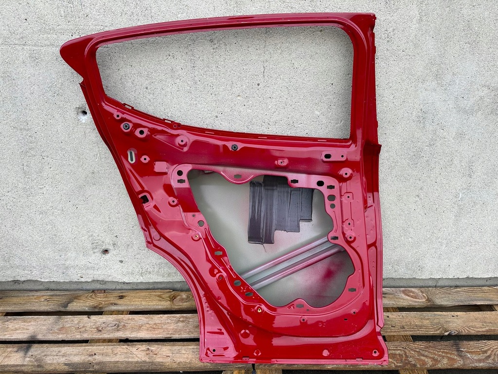 фото №5, Дверь задняя задние левая alfa romeo tonale 2022- bardzo ladne