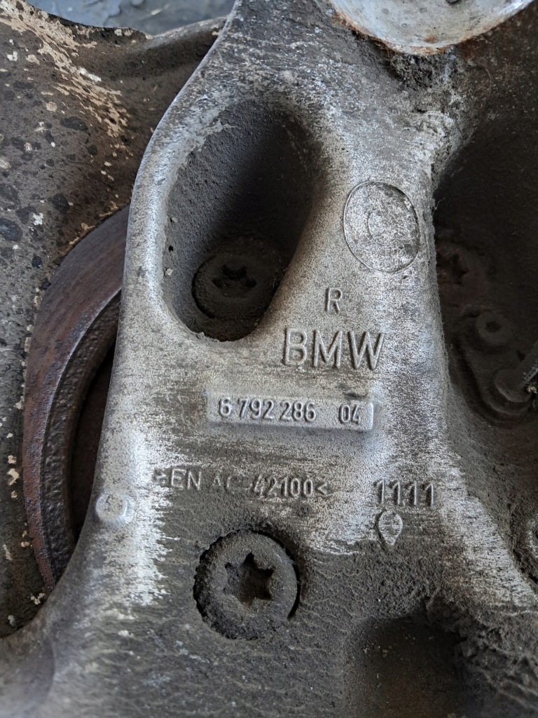 фото №5, Поворотний кулак супорт правий перед bmw 1 f20 f21 2.0d 6792286