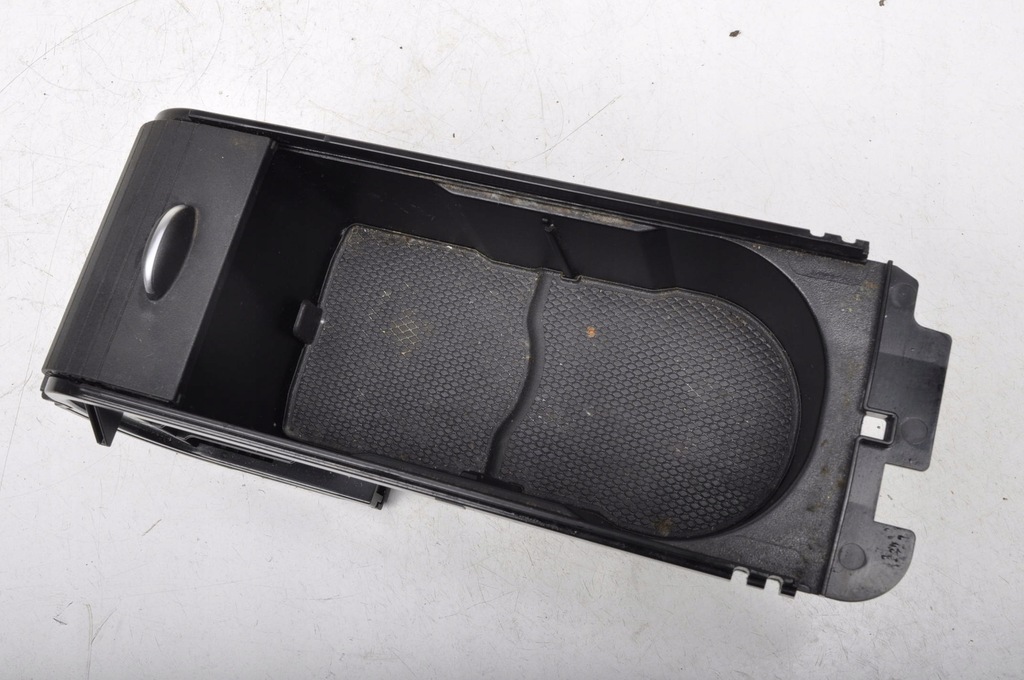 фото №7, Mercedes w172 r172 бардачок кронштейн na кружка a1726800352