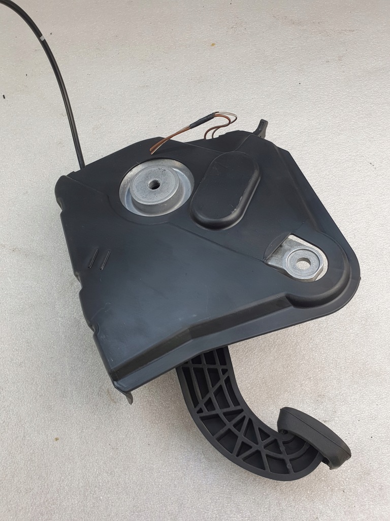 фото №4, Педаль тормоза ручного ручка mercedes cls c219