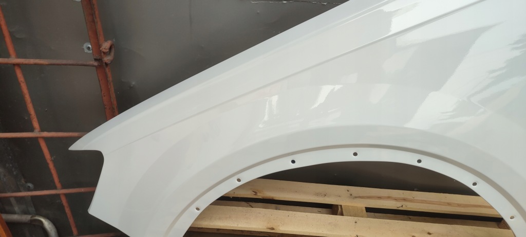 Крыло  aluminiowy левое  перед передний audi q7 4m 12.19- рестайлинг  ls9r Киев