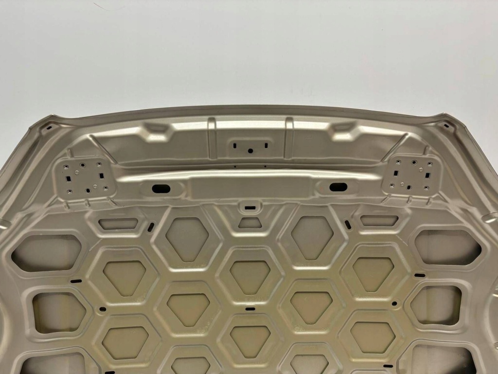 фото №13, Volvo xc90 ii капот 719 светящийся sand 31352866