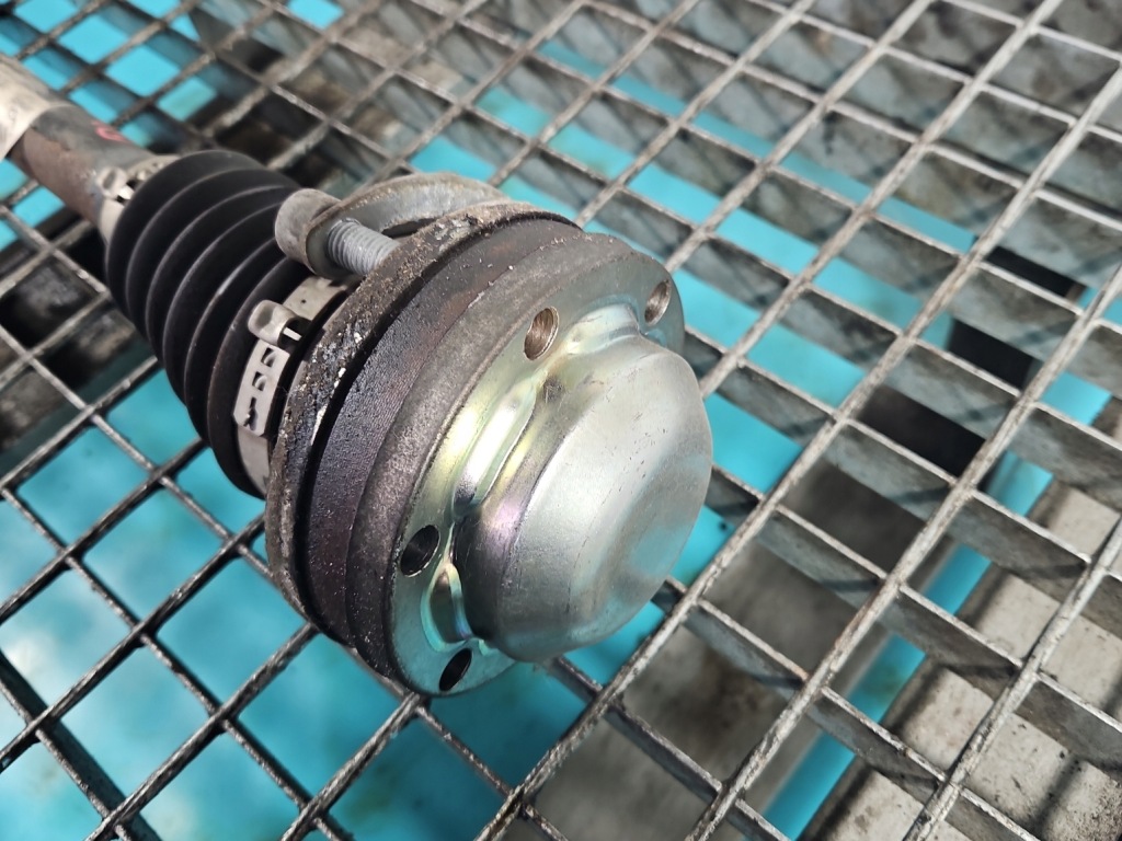 Приводной вал перед левая seat leon 3 12- 2.0 tdi механическая коробка передач Цена