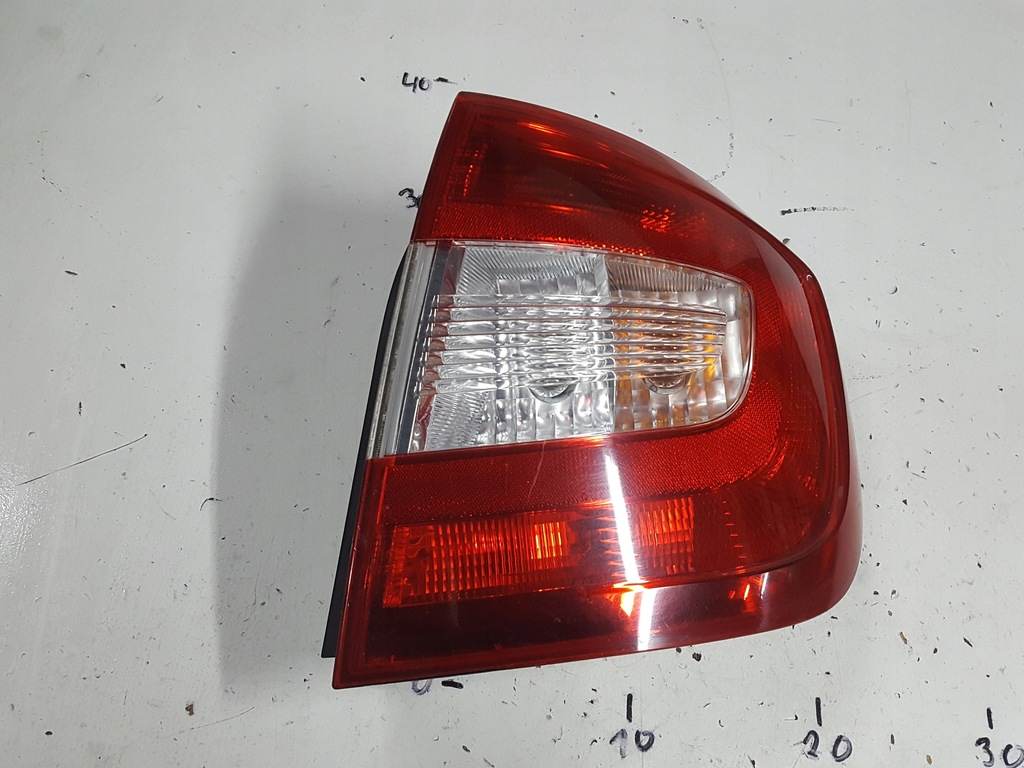 фото №1, Skoda rapid 12-17r liftback лампа правая задняя