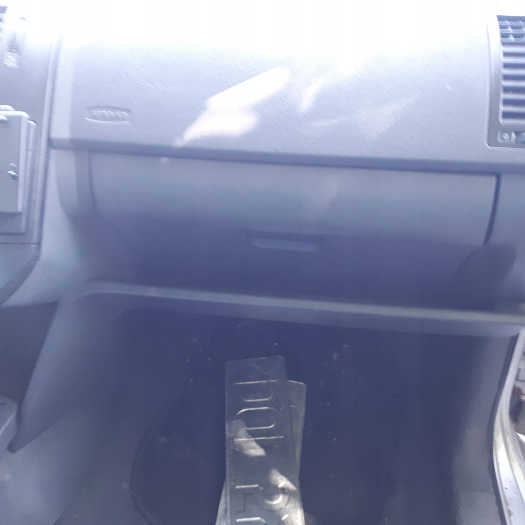 фото №1, Volkswagen polo iv htb бардачок пасажира