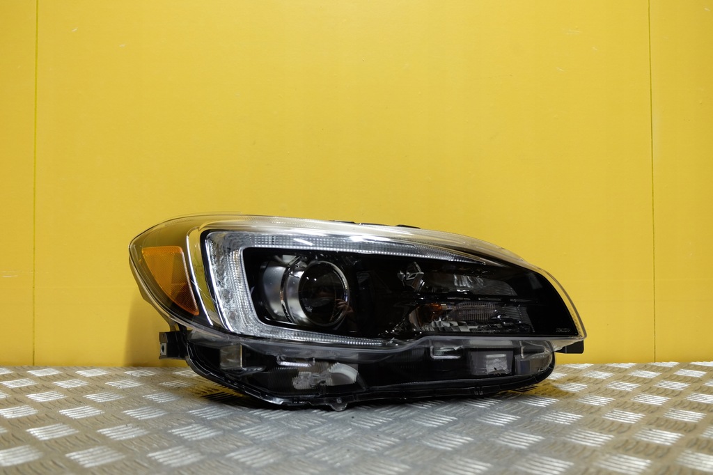 фото №1, Subaru wrx sti levorg 2018- фара лампа full led правая usa